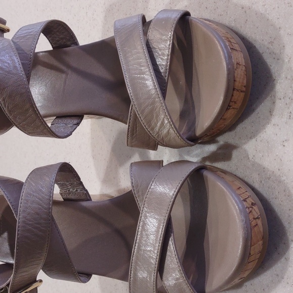 Cole Haan Grand Os Cork Wedge Sandals Size 9 Medium EUC - Picture 6 of 16